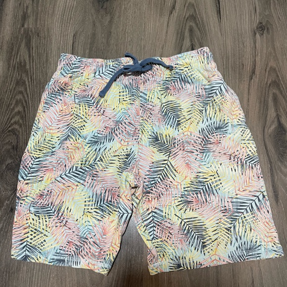 Retrofit Shorts - Picture 1 of 2